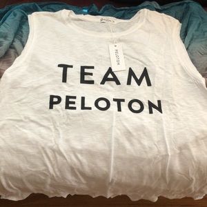 Peloton Team Women’s tank W/instructors names NWT